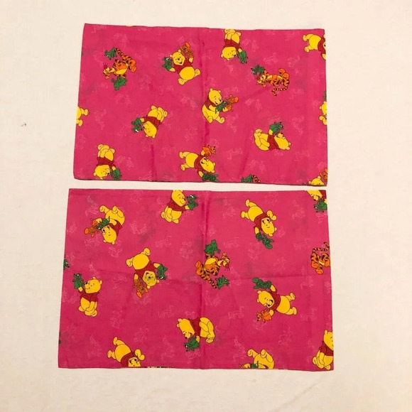 Vtg 2 Winnie The Pooh Pillow Cases Hand Puppets Pink 22.5  x 14.5 - Picture 1 of 16